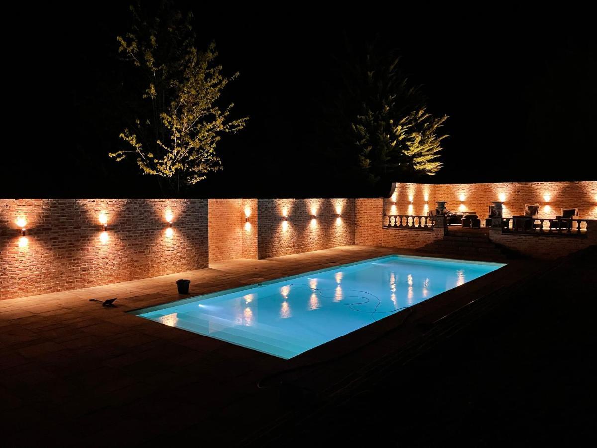 Eastwood Observatory: 12 Bedrooms, Swimming Pool And Tennis Court Hailsham Kültér fotó
